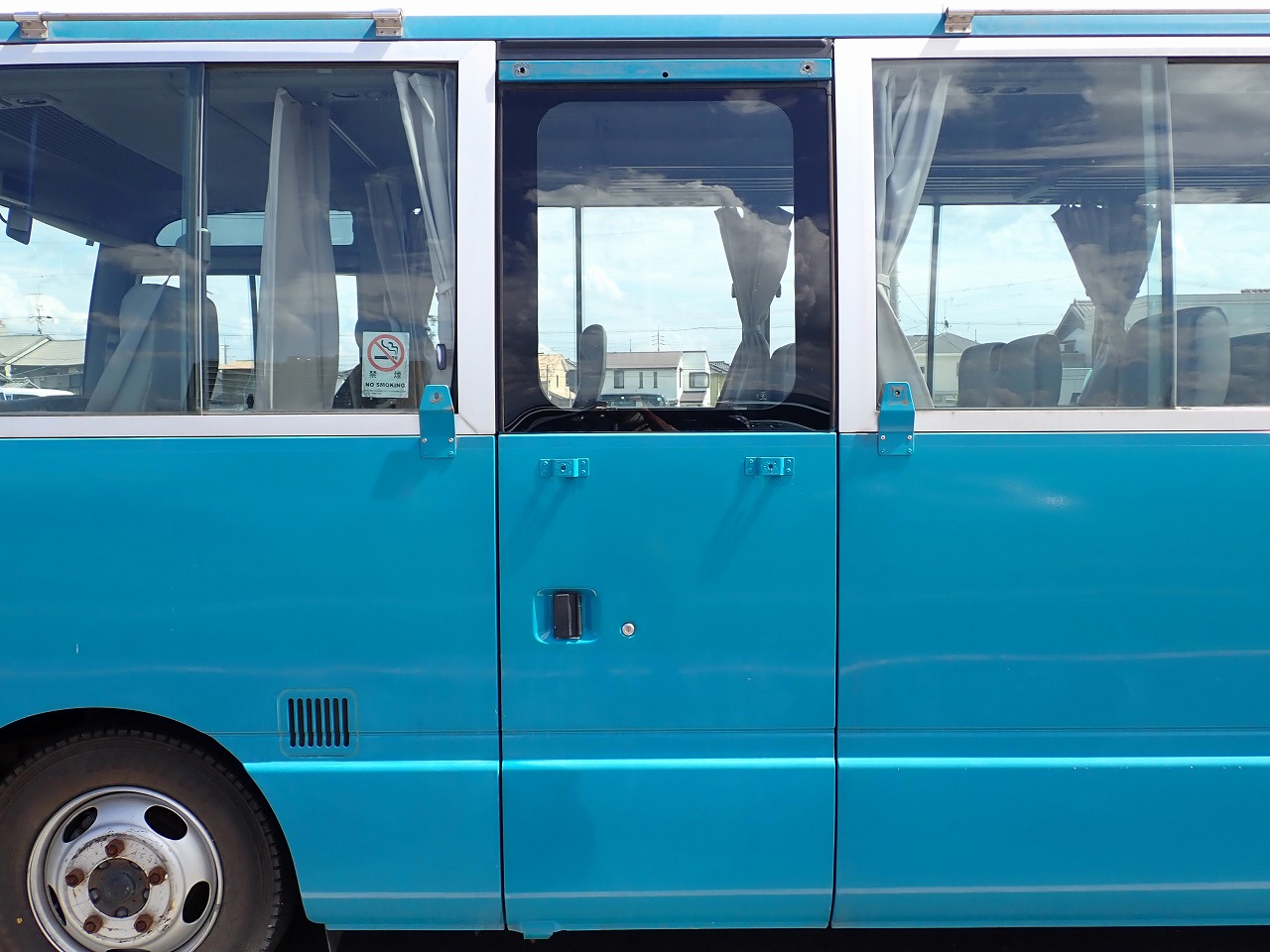 NISSAN Civilian Bus