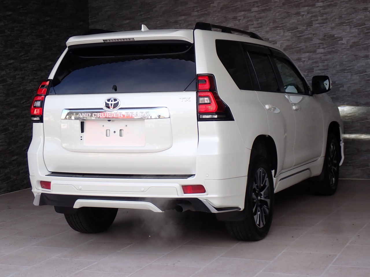TOYOTA Land Cruiser Prado