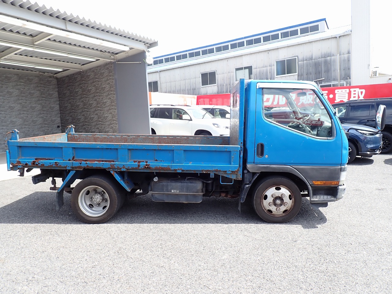 MITSUBISHI Canter
