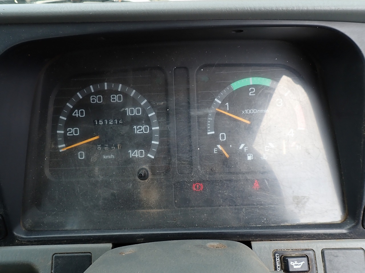 MITSUBISHI Canter