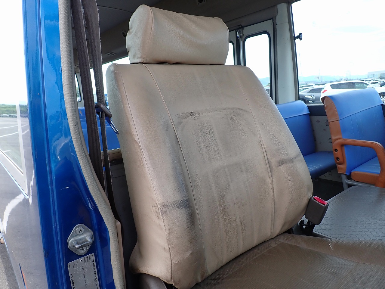 TOYOTA Coaster