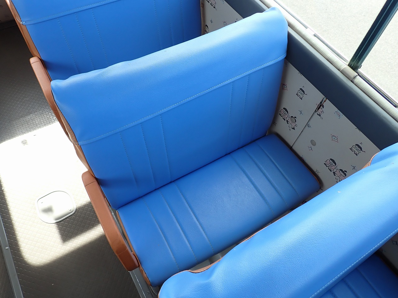 TOYOTA Coaster