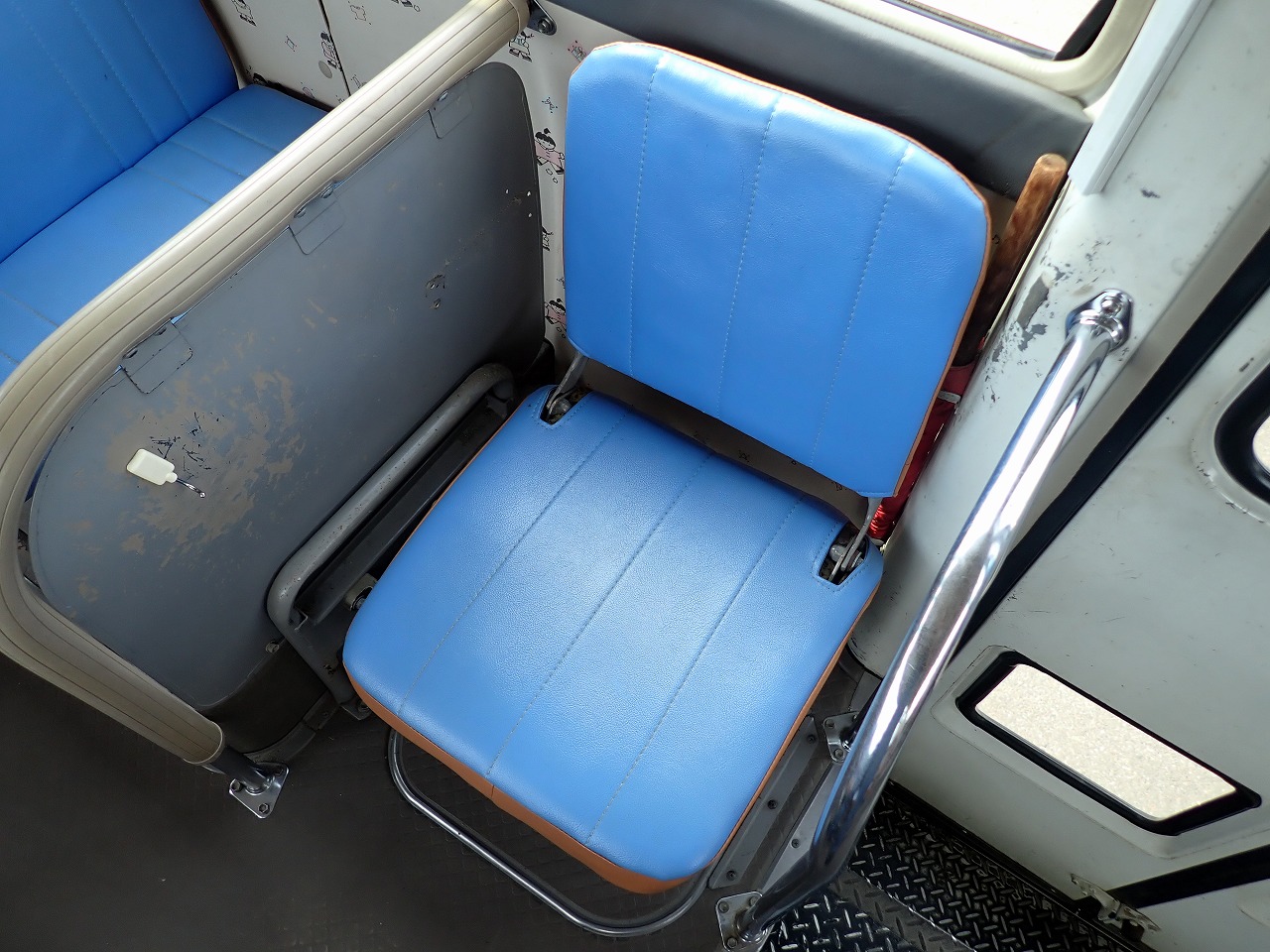 TOYOTA Coaster