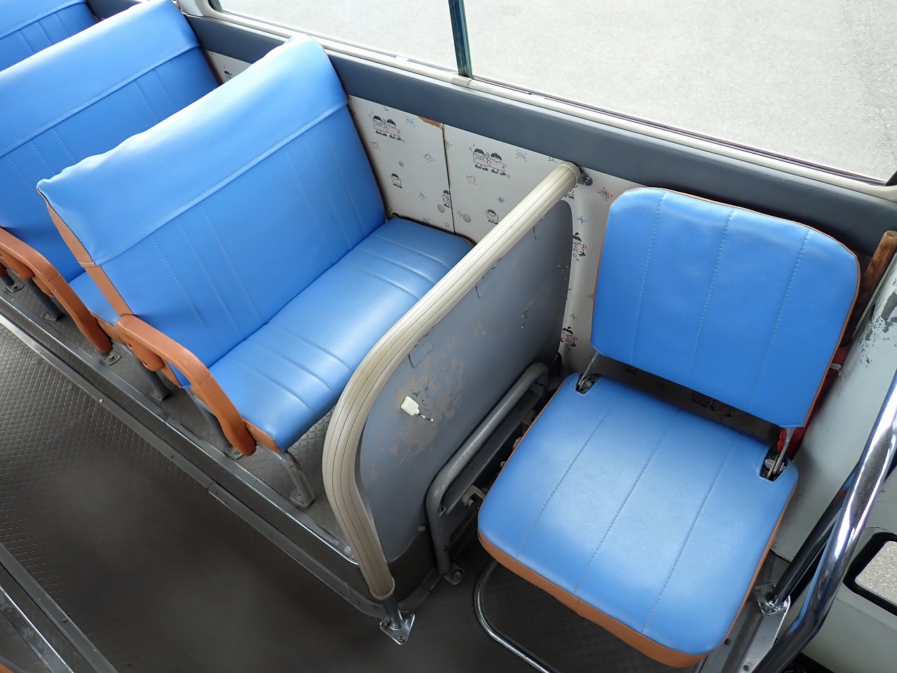 TOYOTA Coaster