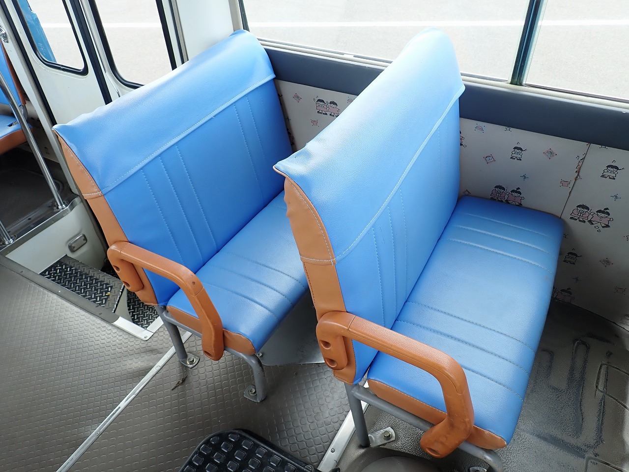 TOYOTA Coaster