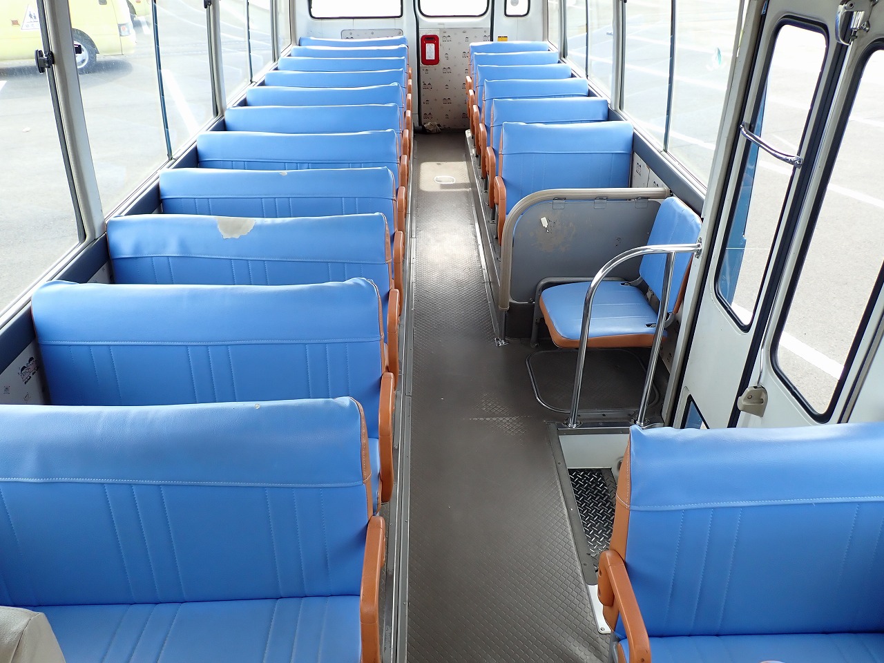 TOYOTA Coaster