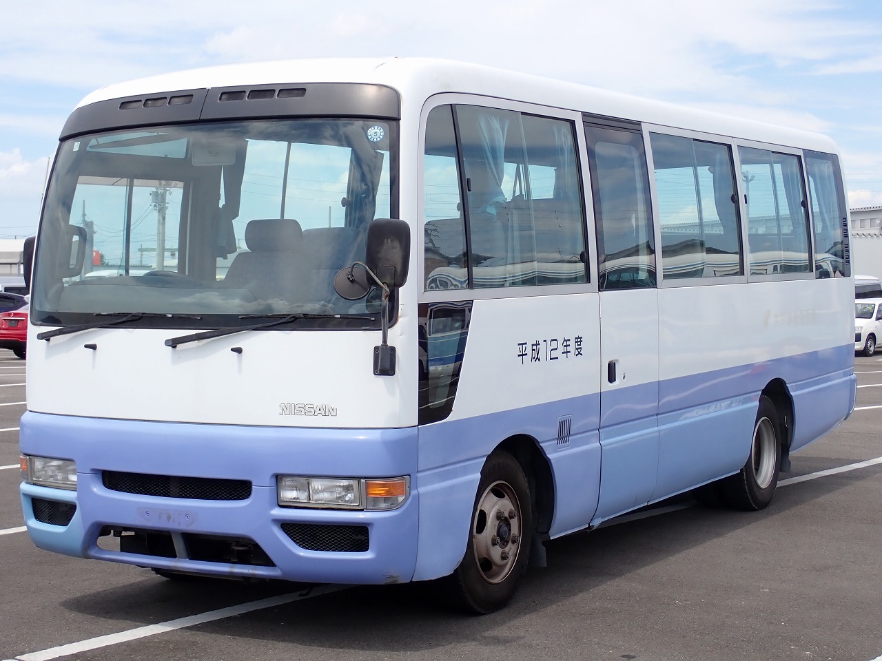 NISSAN Civilian Bus