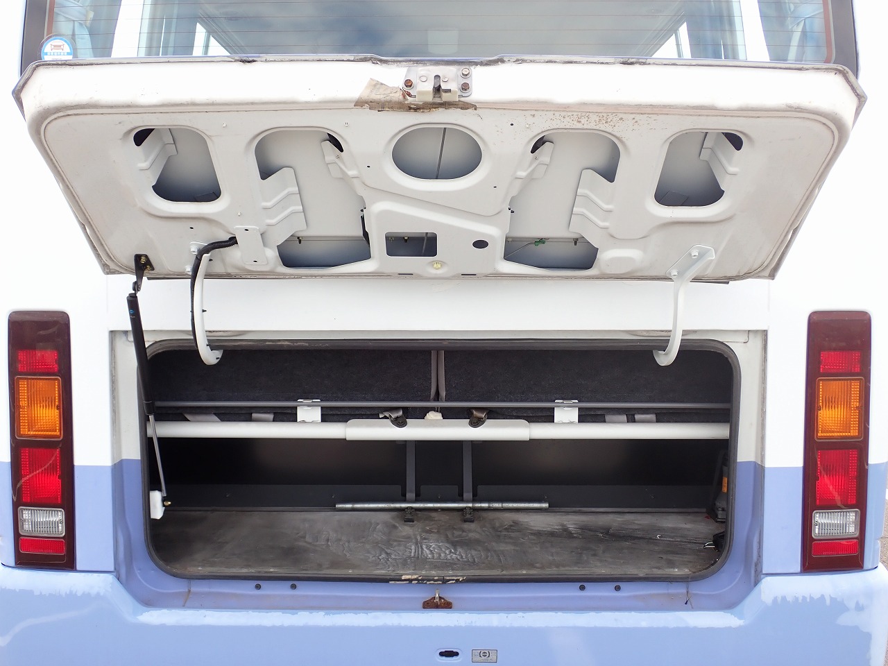 NISSAN Civilian Bus