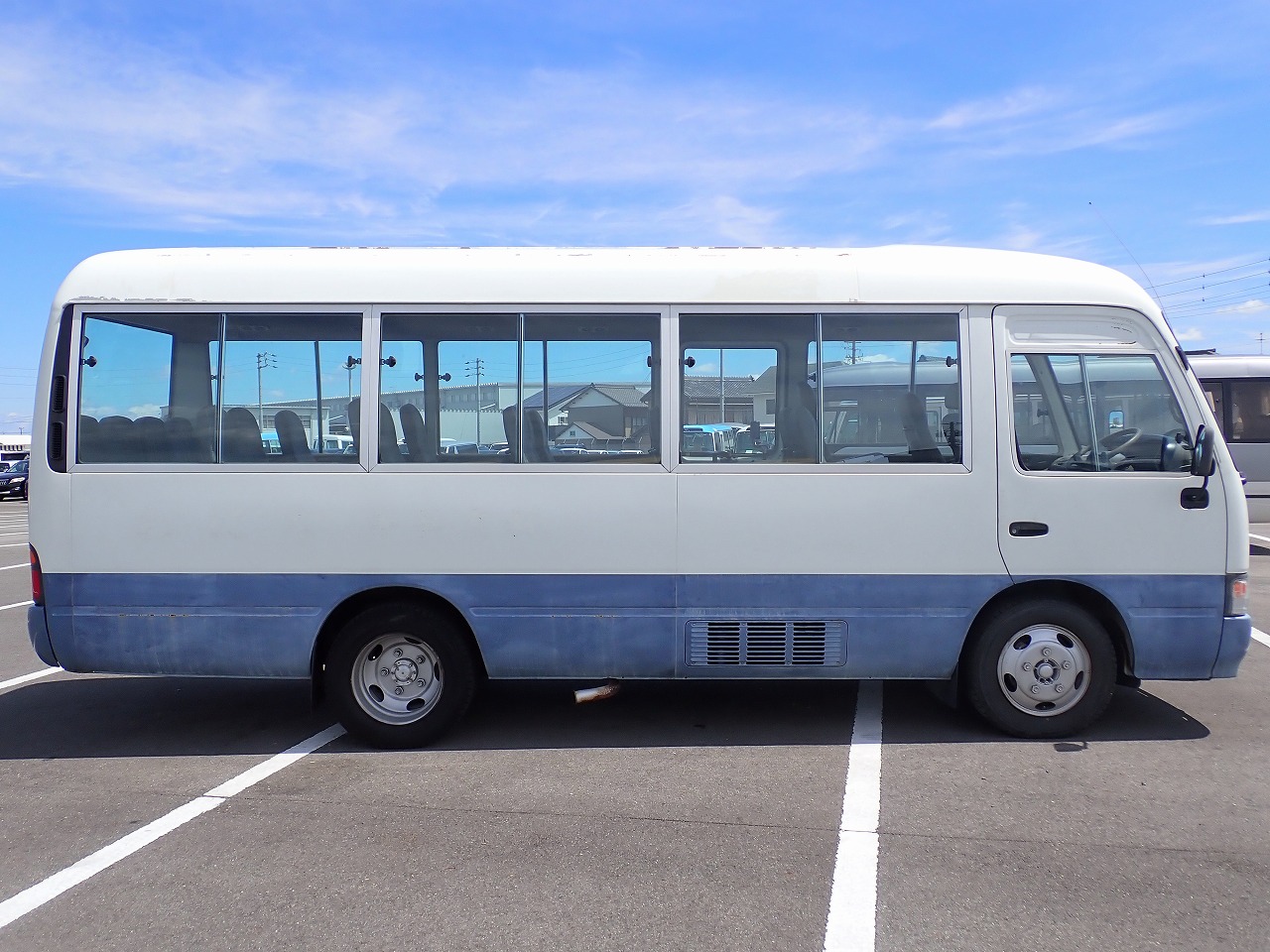 TOYOTA Coaster
