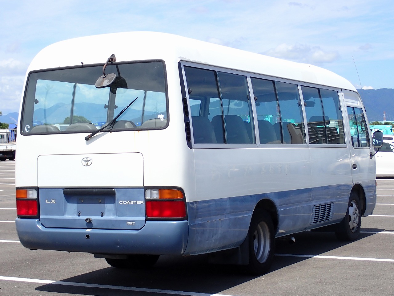 TOYOTA Coaster