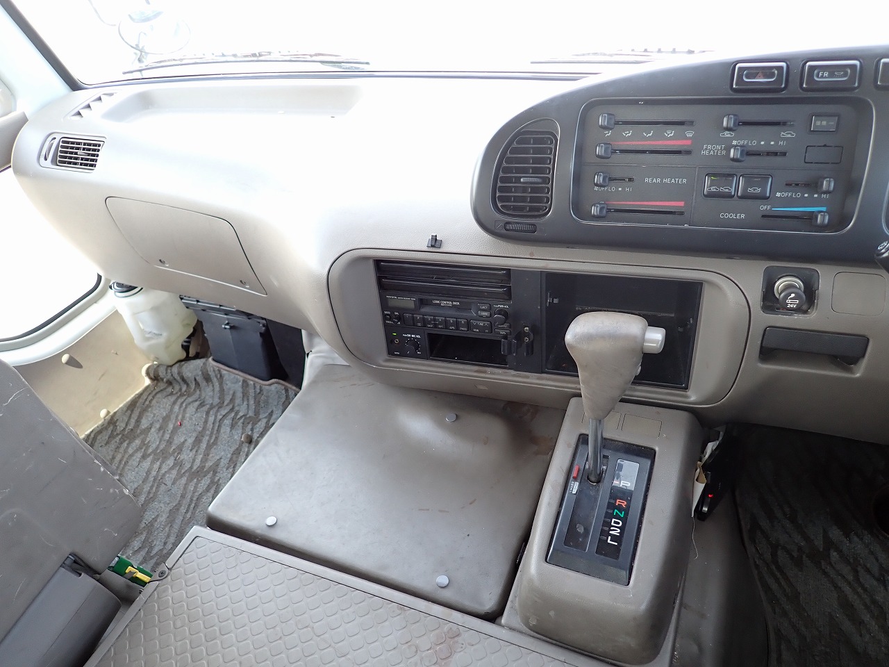 TOYOTA Coaster