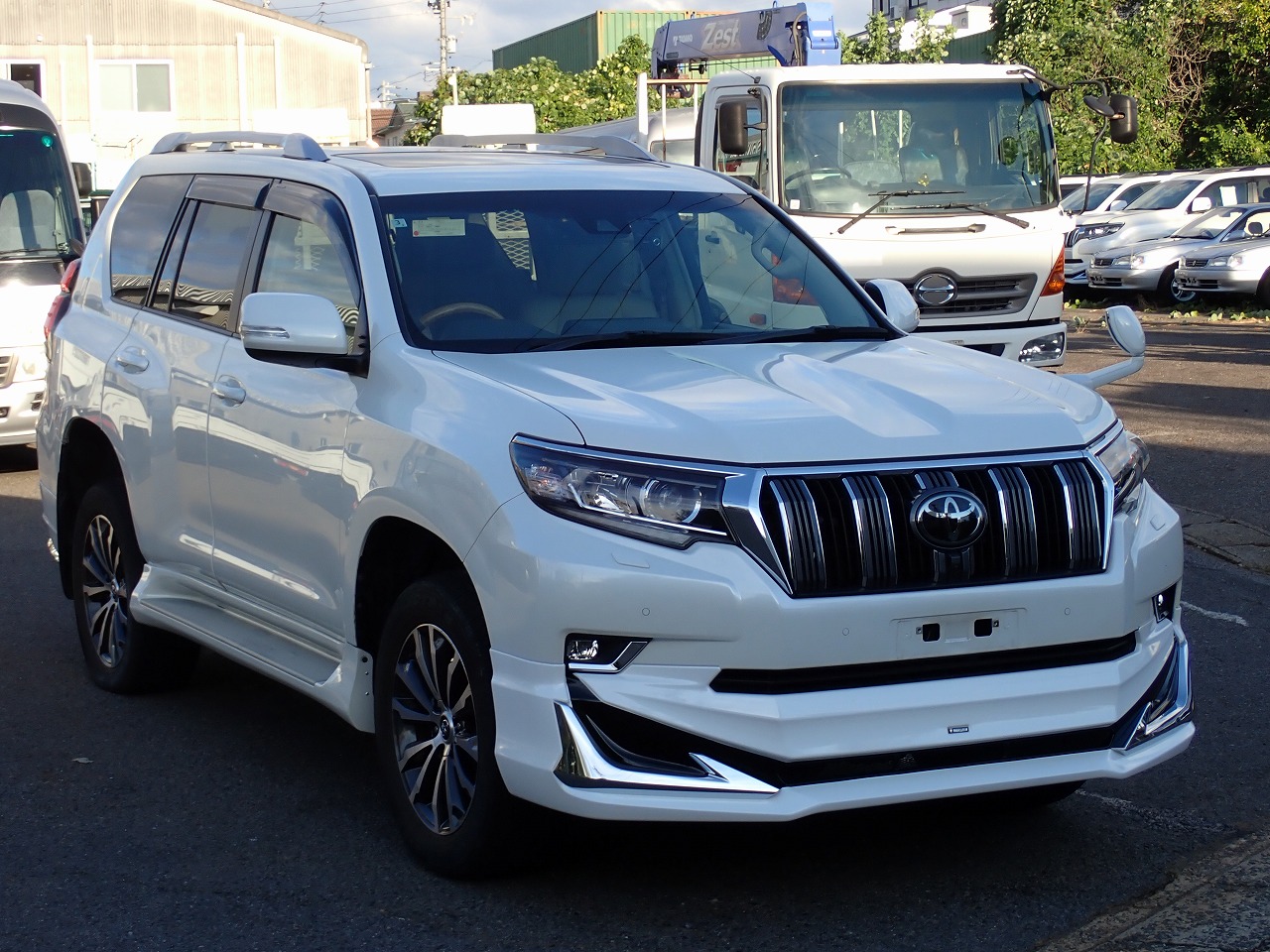 TOYOTA Land Cruiser Prado