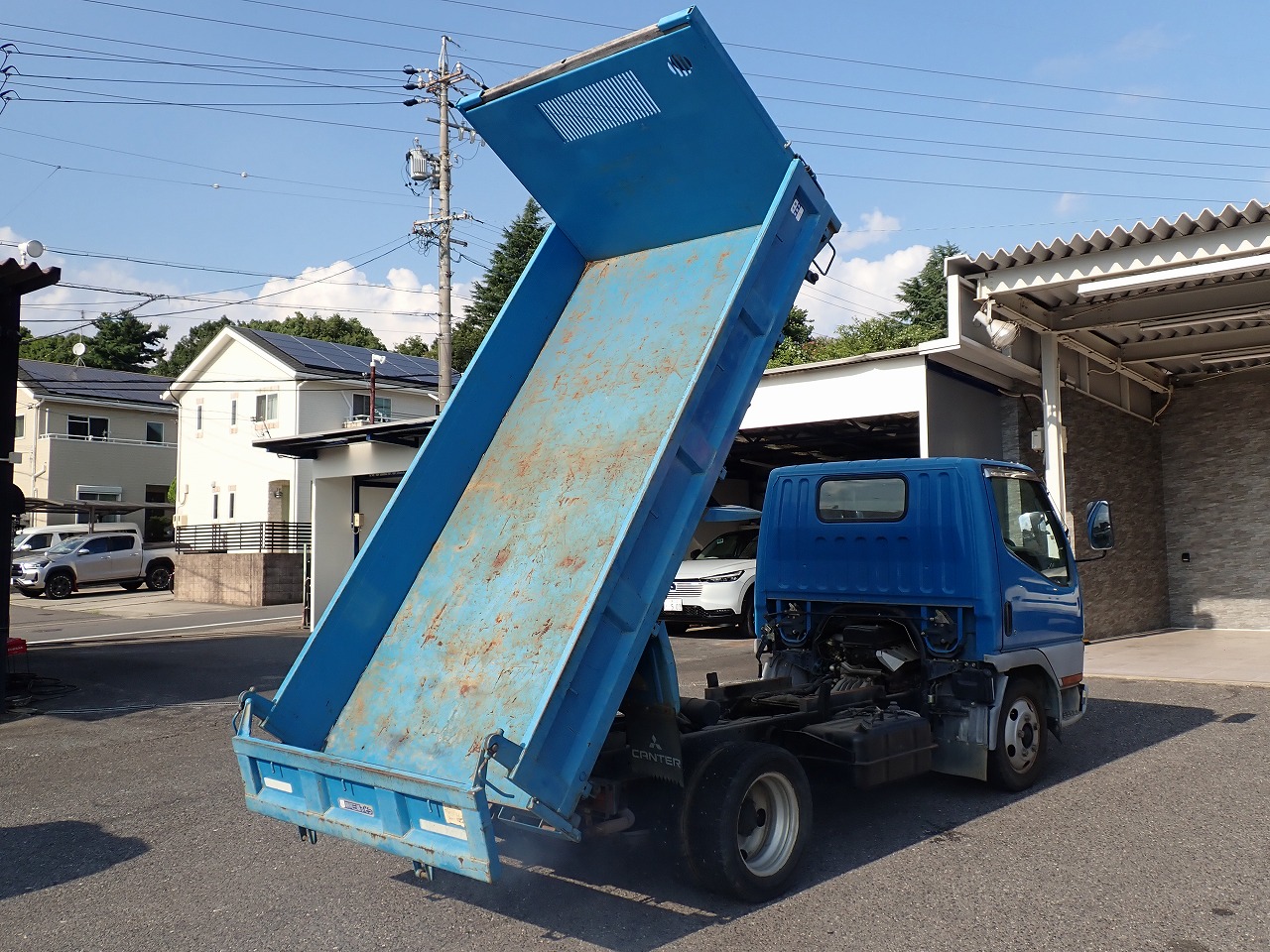 MITSUBISHI Canter