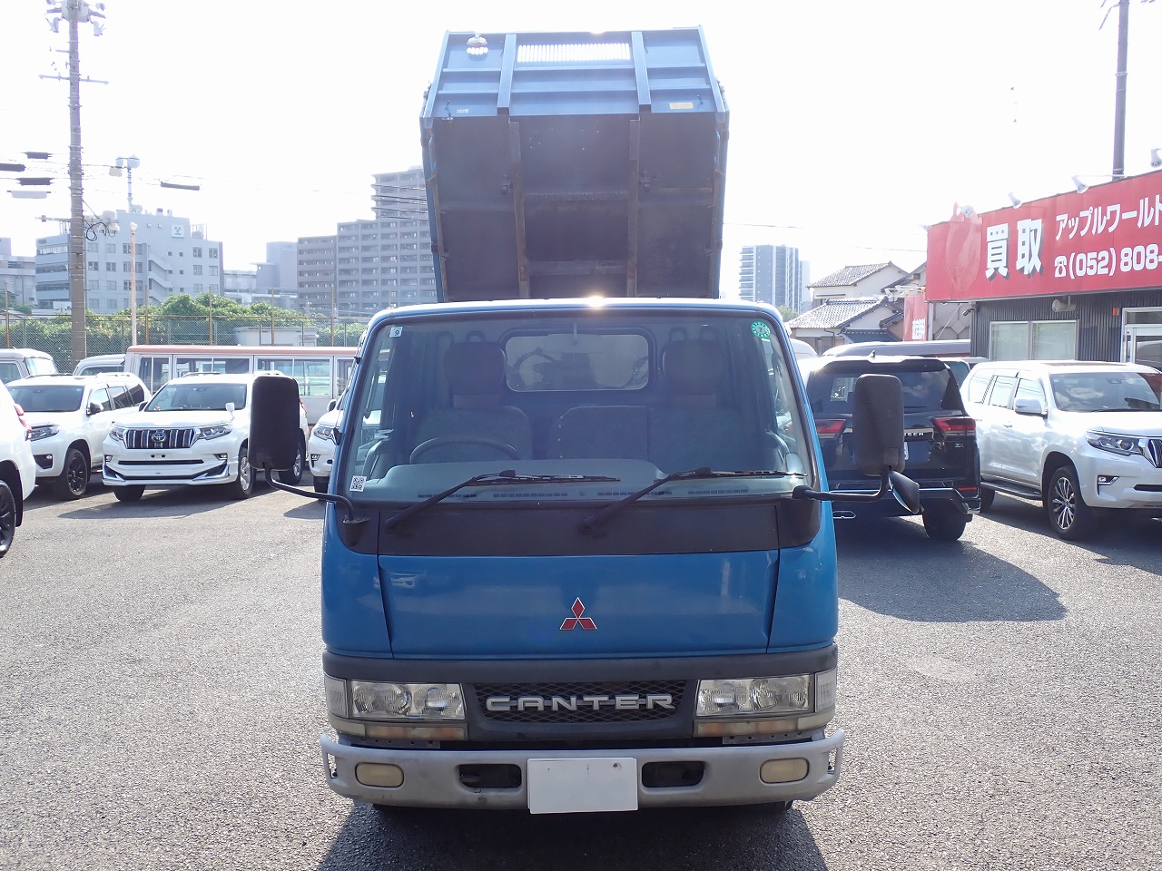MITSUBISHI Canter