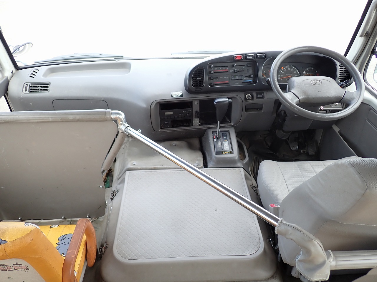 TOYOTA Coaster