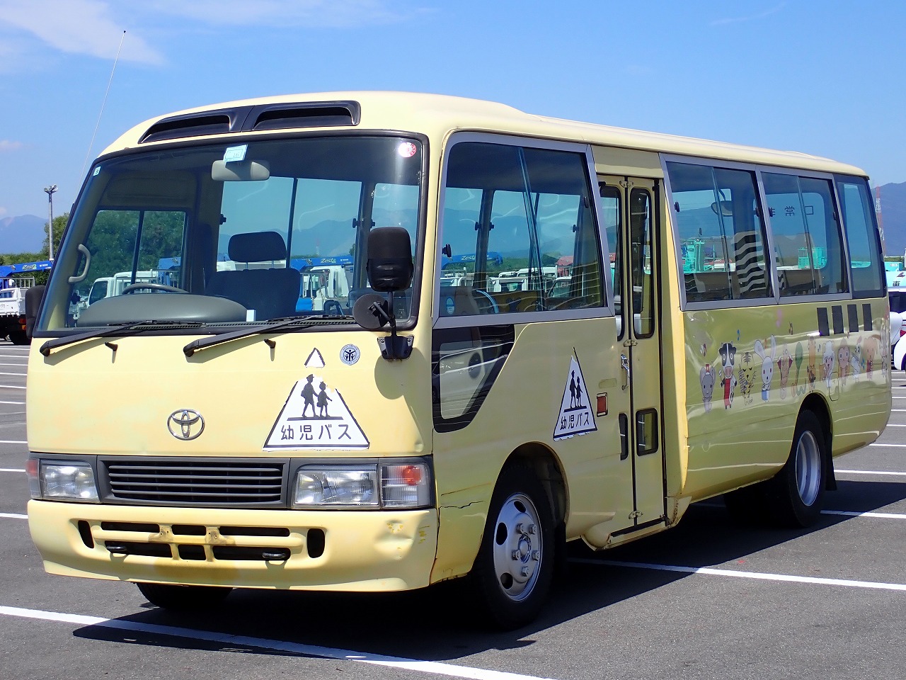 TOYOTA Coaster