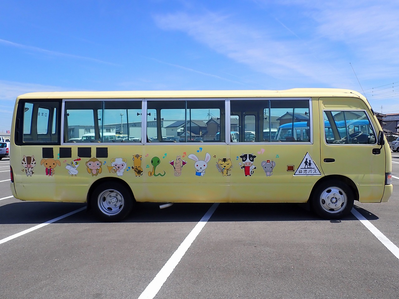 TOYOTA Coaster