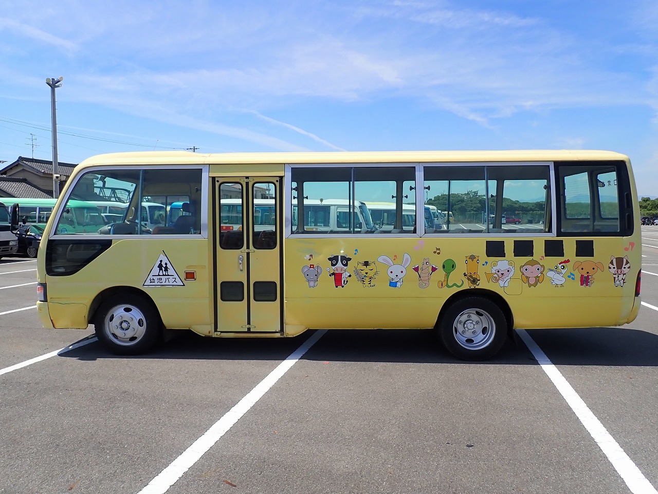 TOYOTA Coaster