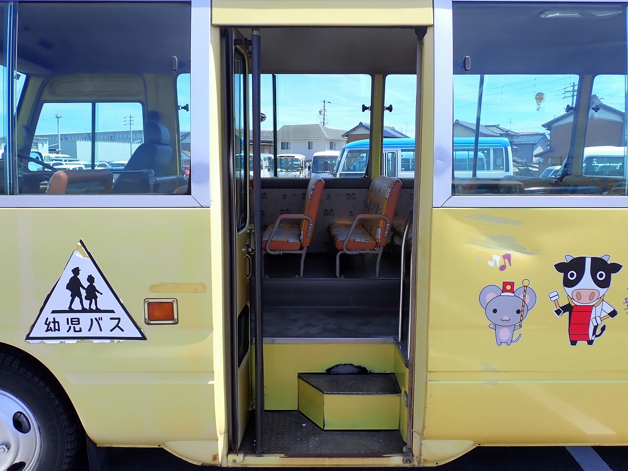 TOYOTA Coaster
