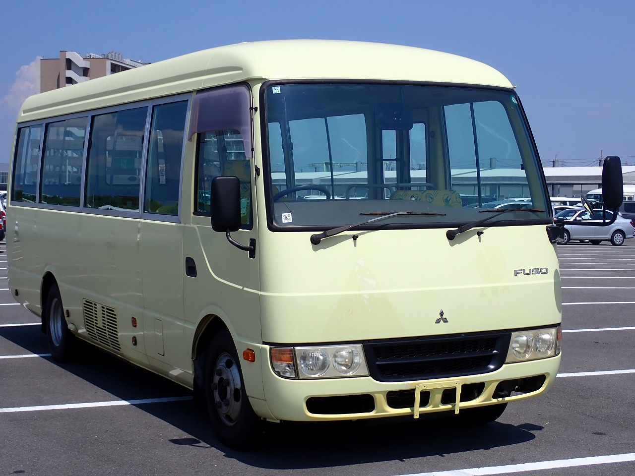MITSUBISHI Rosa