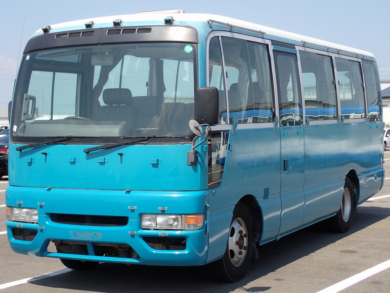 NISSAN Civilian Bus