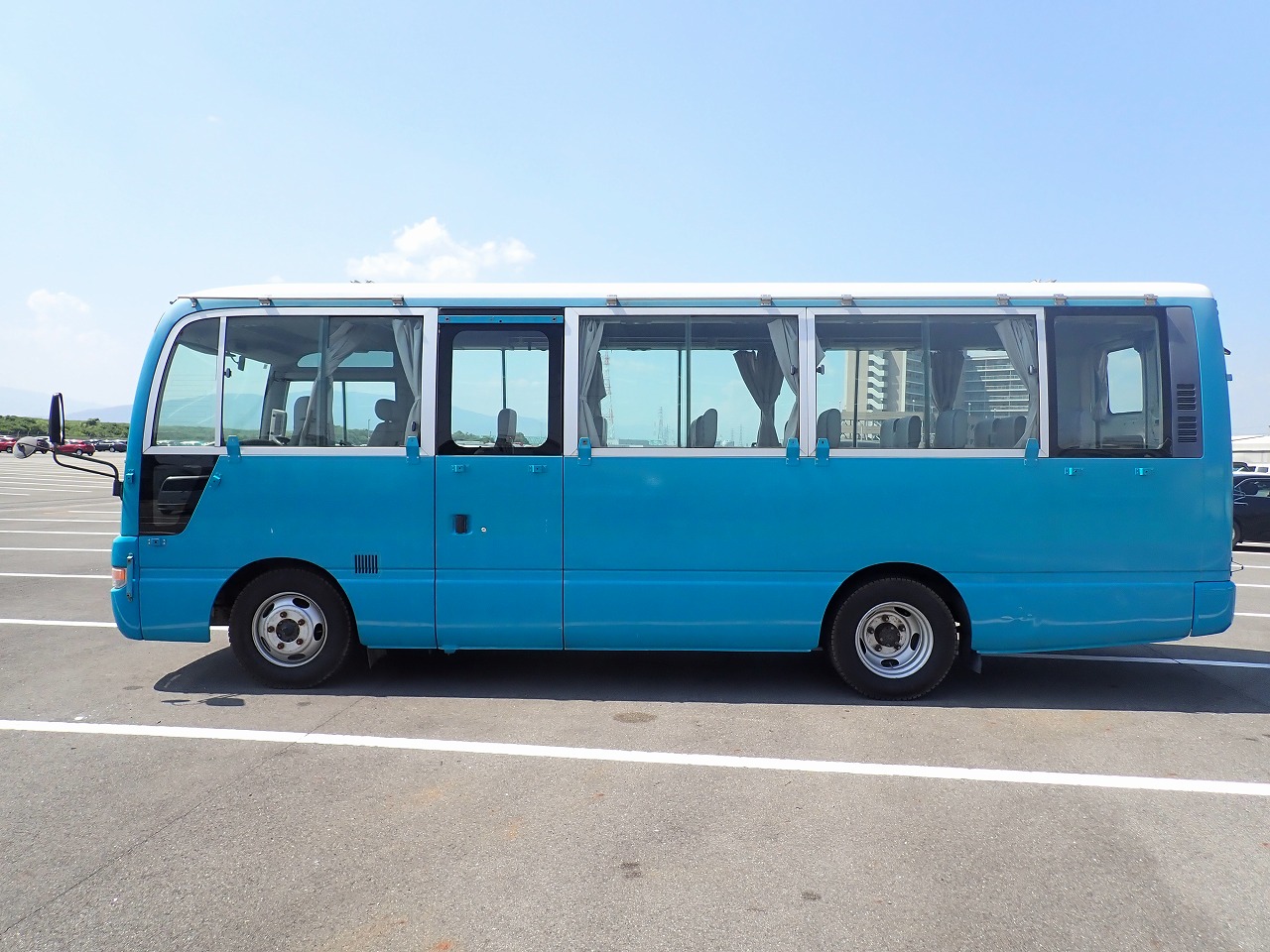 NISSAN Civilian Bus