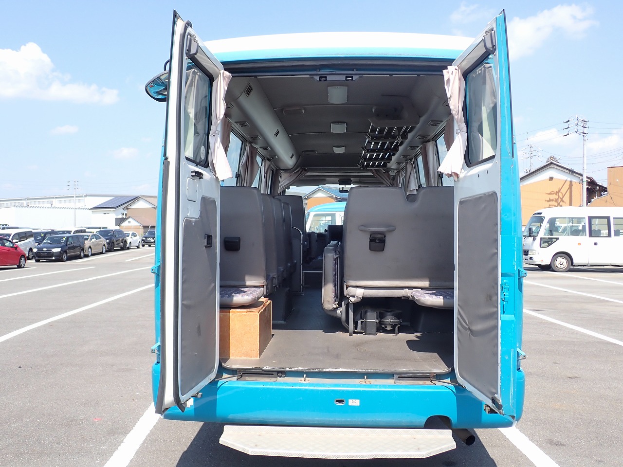 NISSAN Civilian Bus