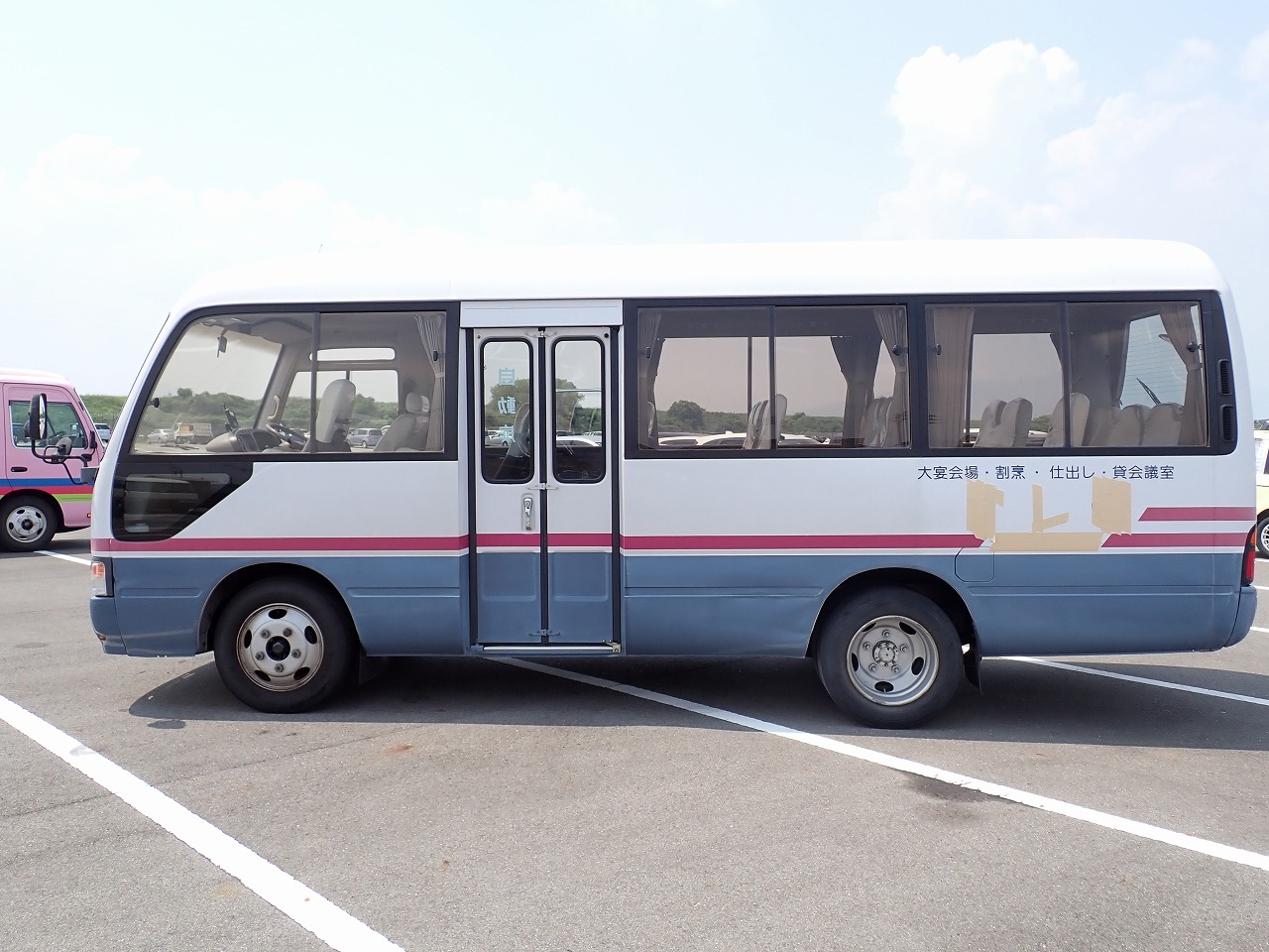 TOYOTA Coaster
