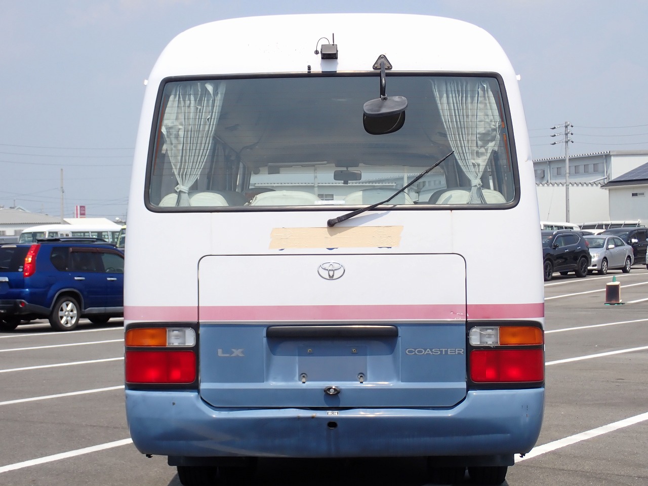 TOYOTA Coaster