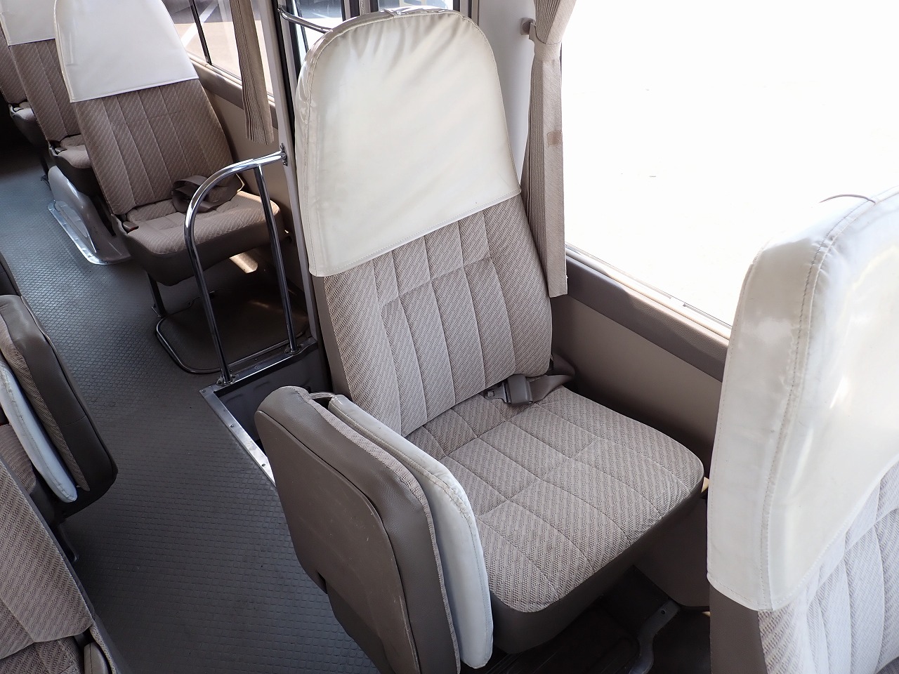 TOYOTA Coaster
