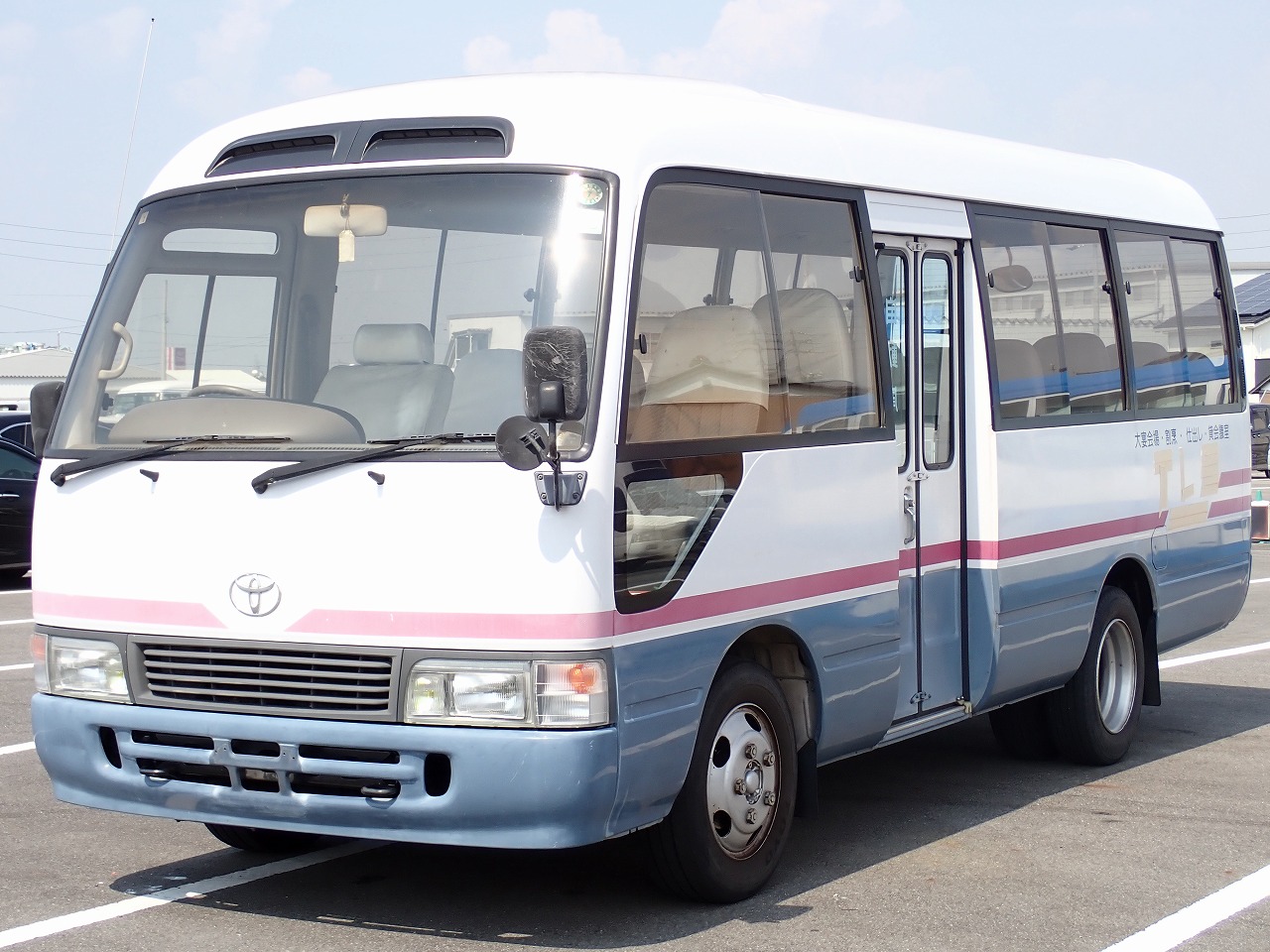 TOYOTA Coaster
