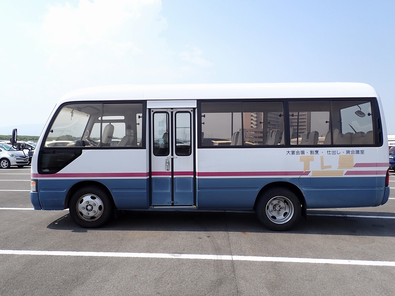 TOYOTA Coaster