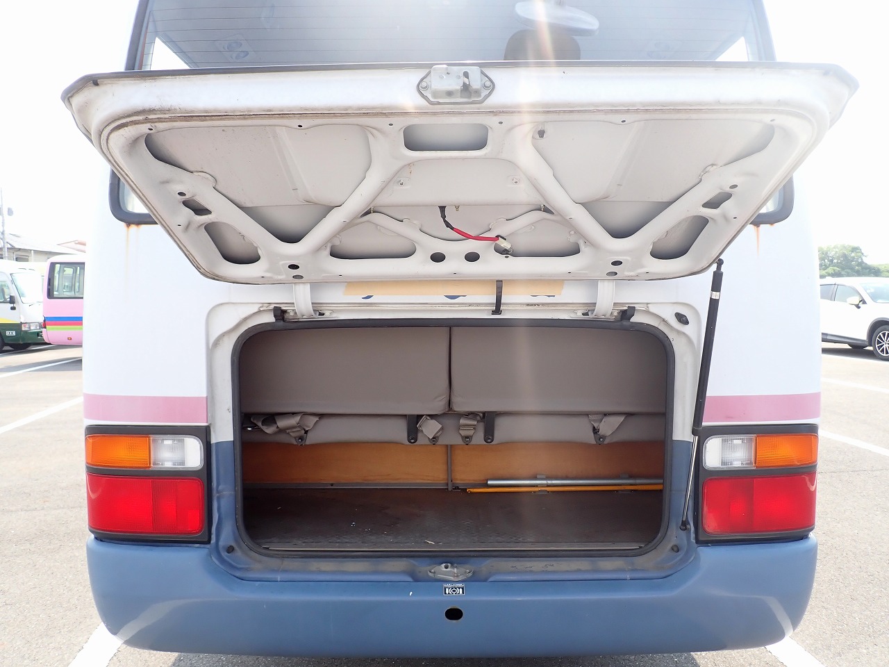 TOYOTA Coaster