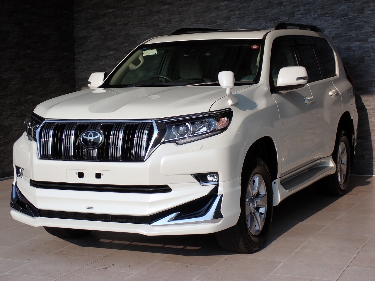 TOYOTA Land Cruiser Prado