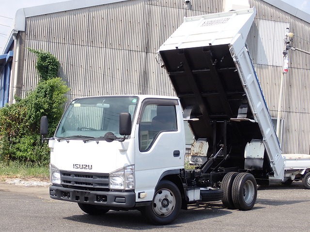 ISUZU Elf Truck