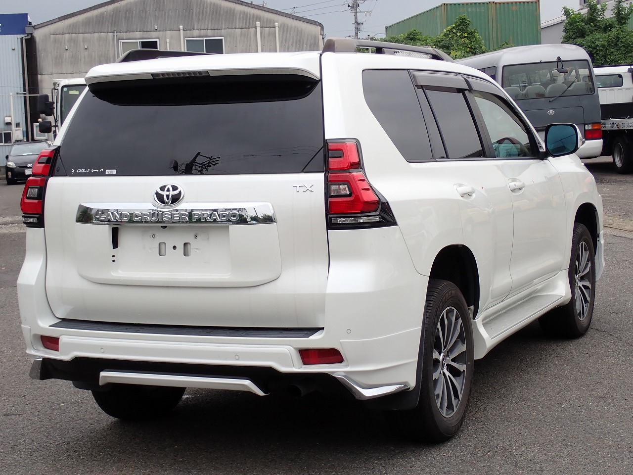 TOYOTA Land Cruiser Prado