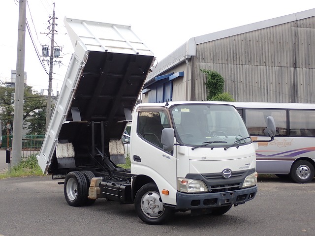 HINO Dutro