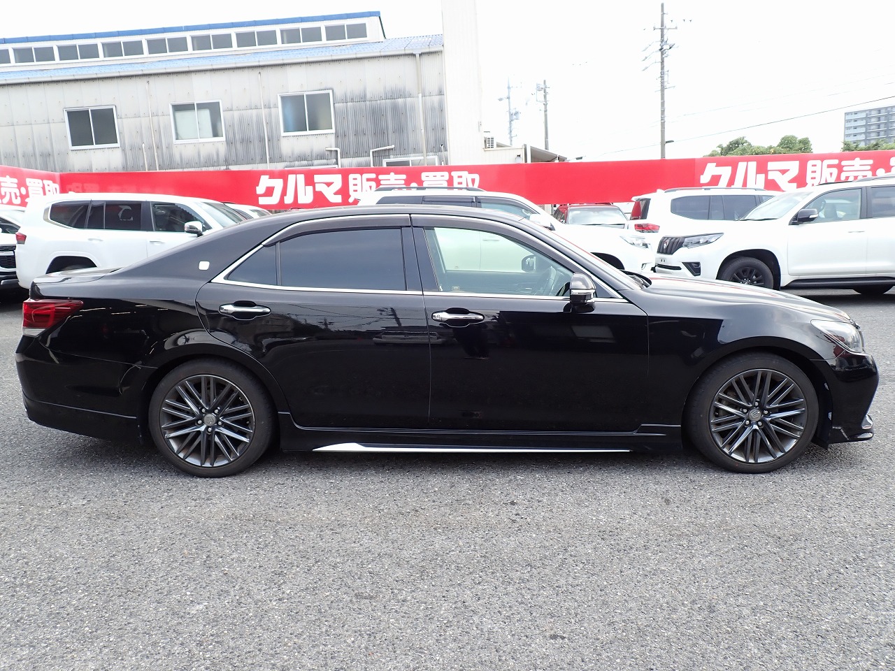 TOYOTA CROWN