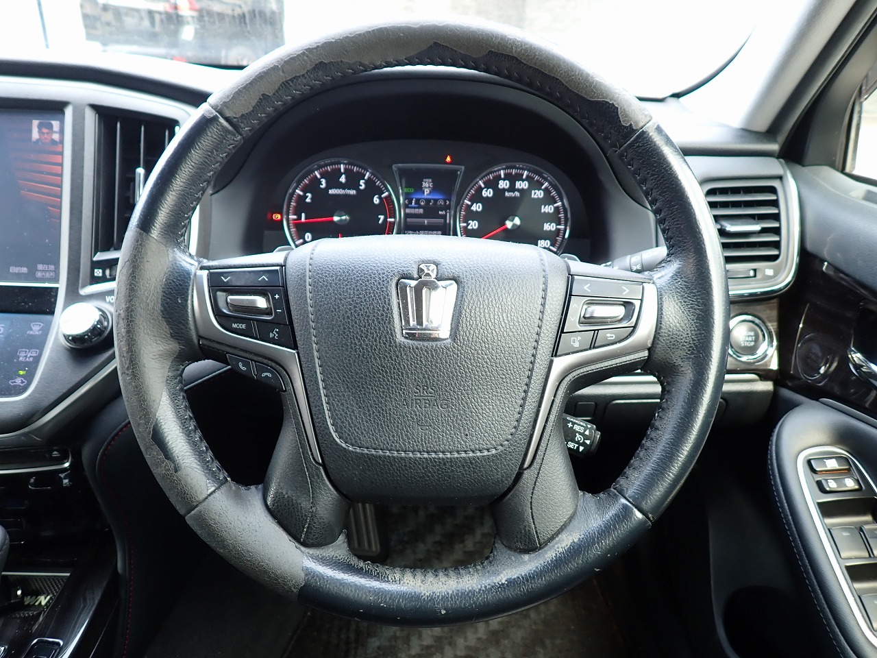 TOYOTA CROWN