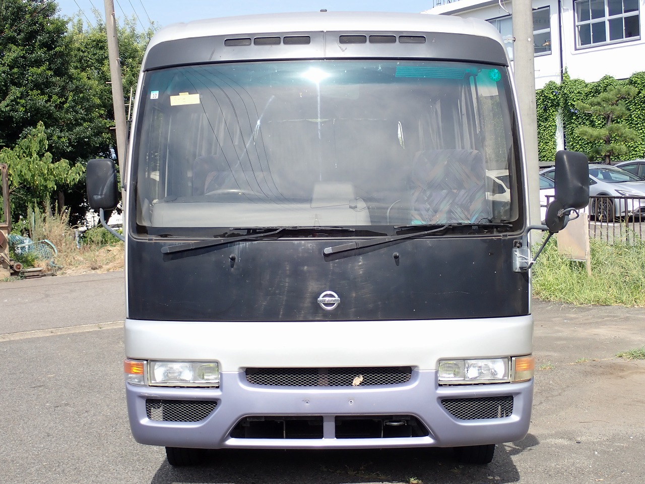 NISSAN Caravan Bus