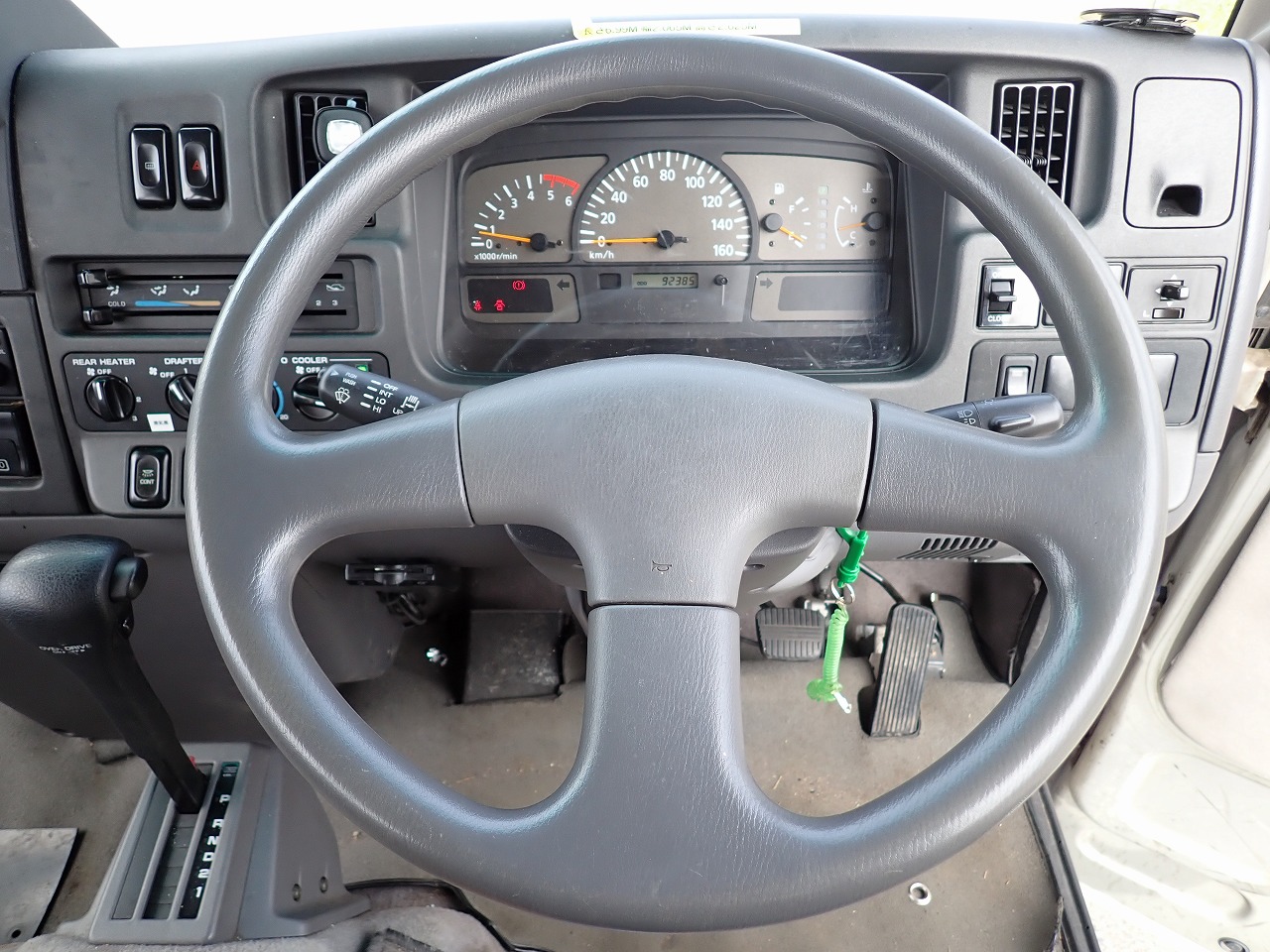 NISSAN Caravan Bus