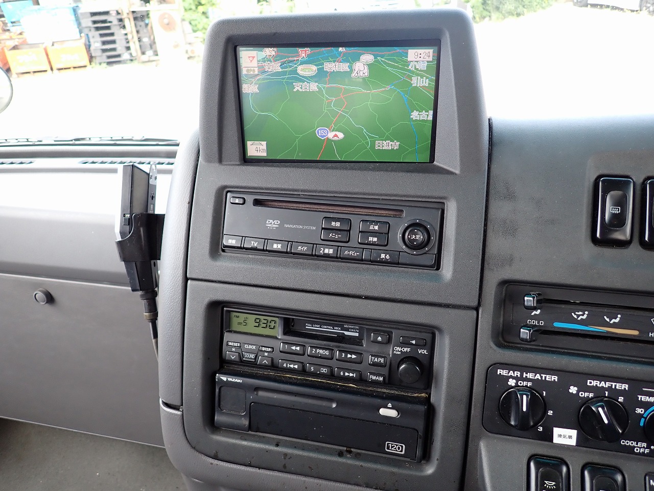 NISSAN Caravan Bus
