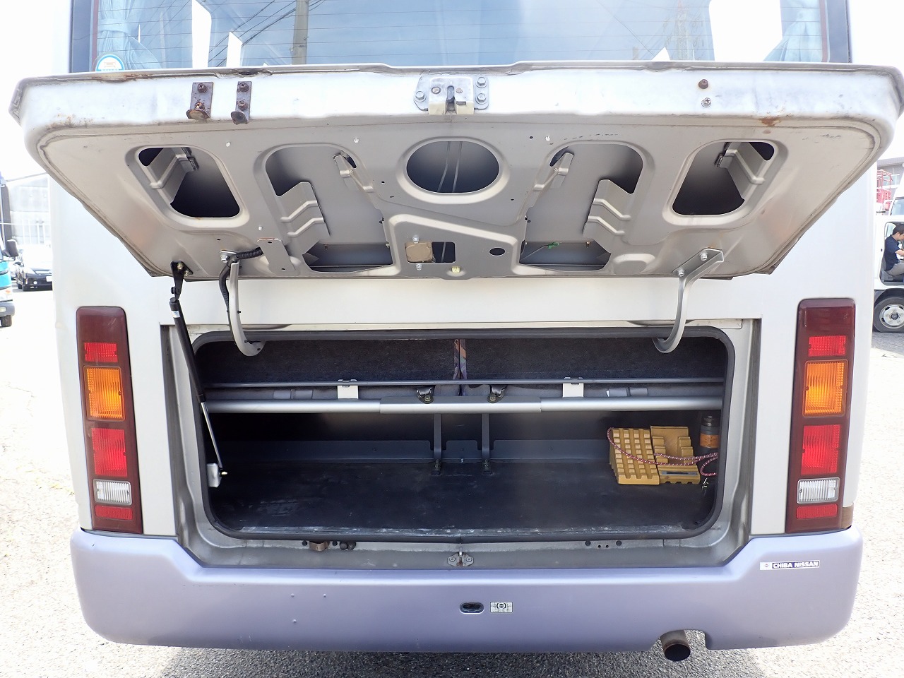 NISSAN Caravan Bus