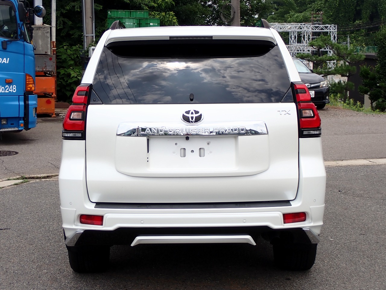 TOYOTA Land Cruiser Prado