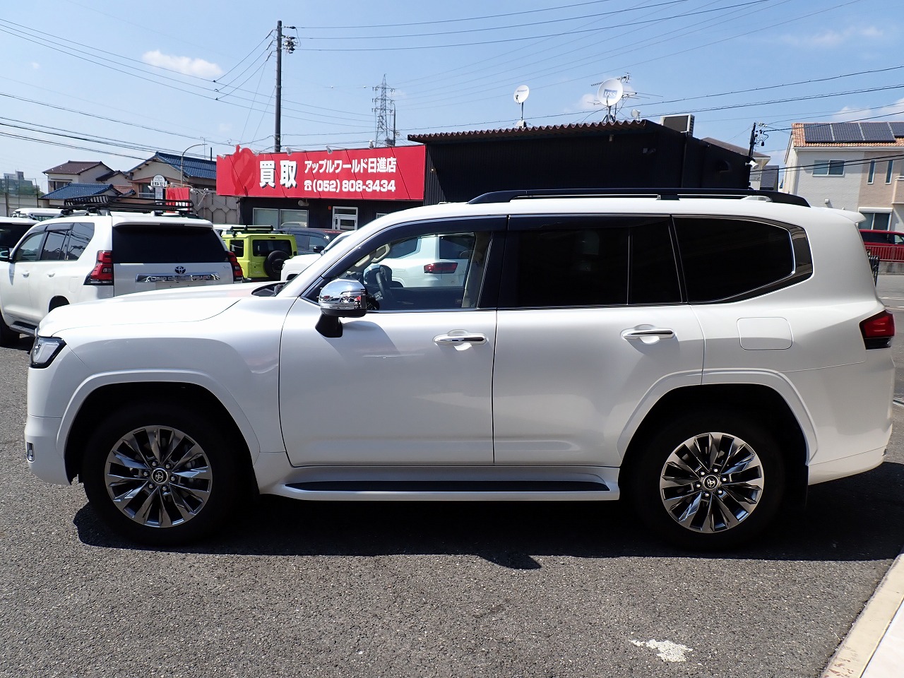 TOYOTA Land Cruiser