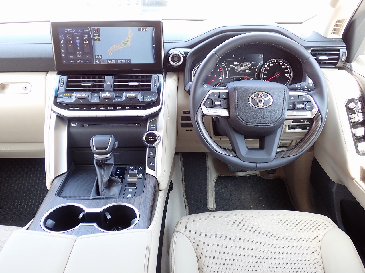TOYOTA Land Cruiser
