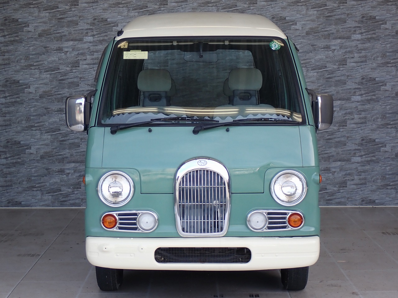 SUBARU Sambar Diaz