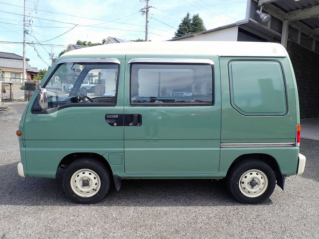 SUBARU Sambar Diaz