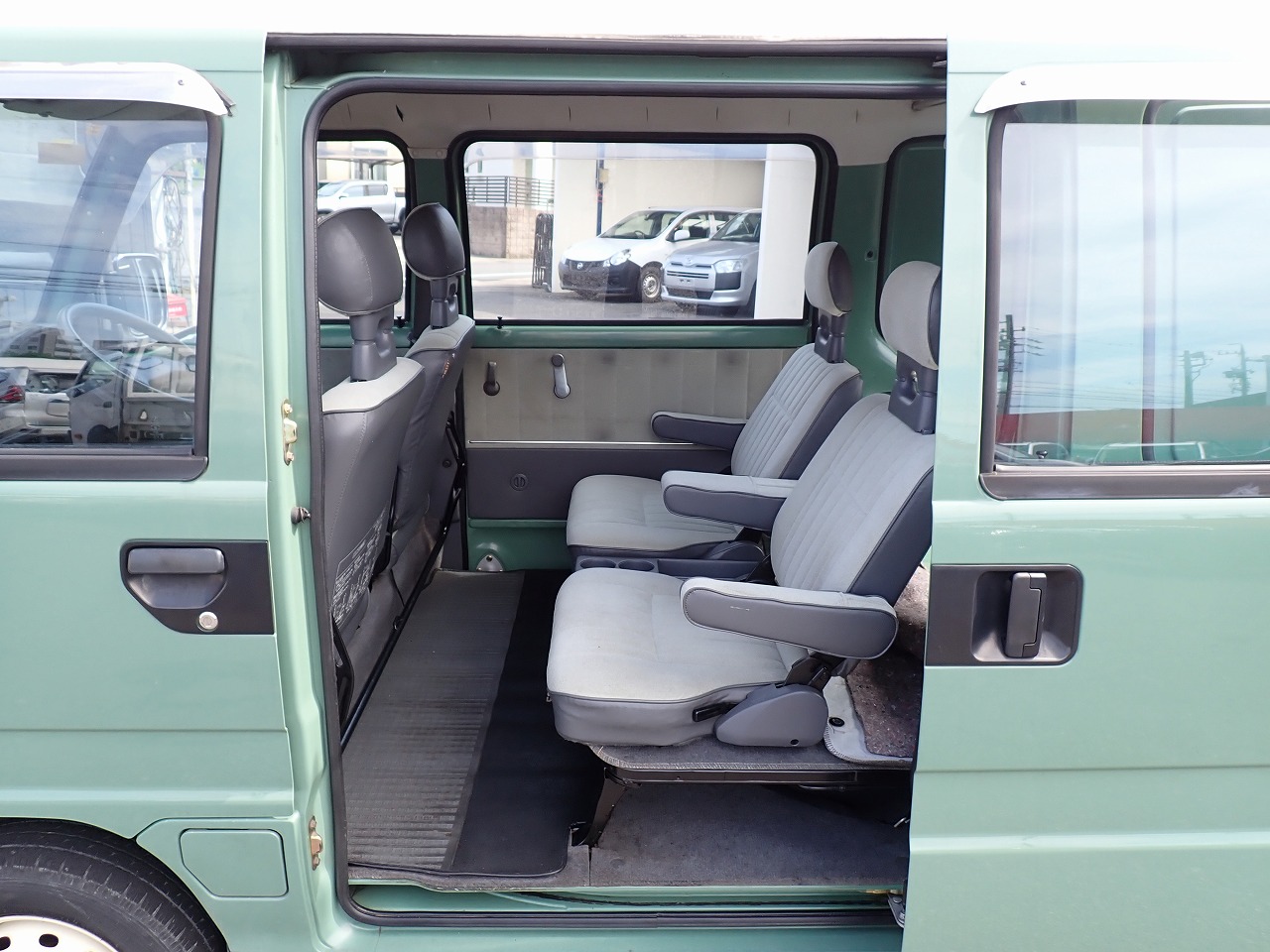 SUBARU Sambar Diaz