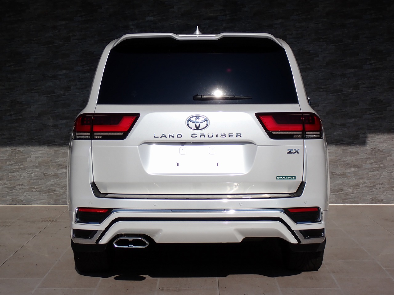 TOYOTA Land Cruiser